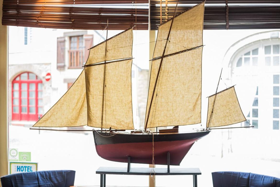 La Bisquine, maquette d'un ancien bateau traditionnel de la région de Saint-Malo 01